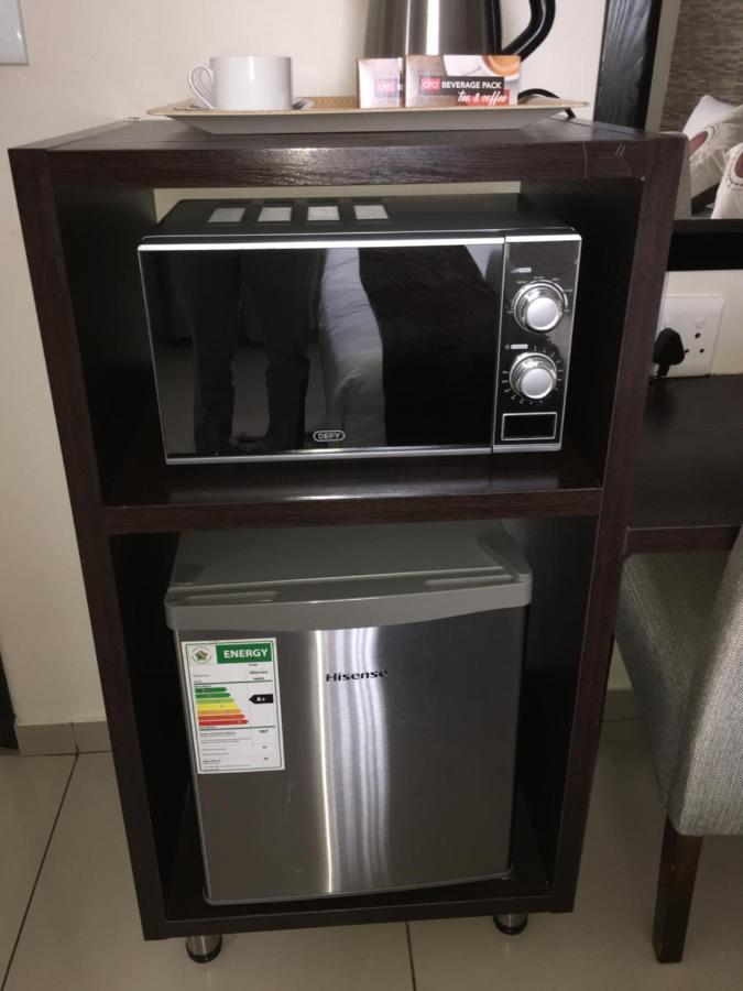 Bayside Hotel אמפאנייני מראה חיצוני תמונה
