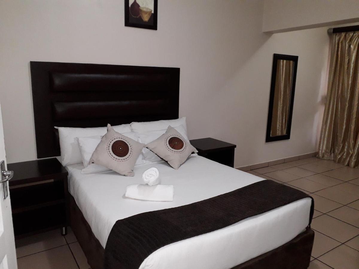 Bayside Hotel אמפאנייני מראה חיצוני תמונה